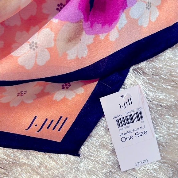 🔻2 @ $15💗 J. Jill NWT $39 pink/macaroon/multi w black border 40” Square Scarf - Picture 3 of 10
